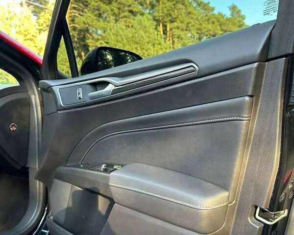 Черный Форд Мондео, объемом двигателя 2 л и пробегом 202 тыс. км за 18450 $, фото 64 на Automoto.ua