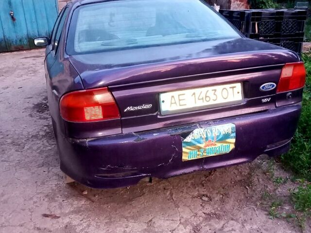 Фиолетовый Форд Мондео, объемом двигателя 1.6 л и пробегом 440 тыс. км за 1000 $, фото 1 на Automoto.ua