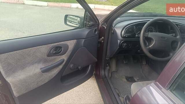 Фиолетовый Форд Мондео, объемом двигателя 1.6 л и пробегом 255 тыс. км за 2800 $, фото 10 на Automoto.ua