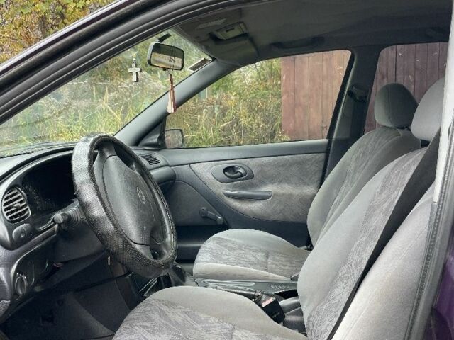 Фиолетовый Форд Мондео, объемом двигателя 1.6 л и пробегом 280 тыс. км за 1000 $, фото 10 на Automoto.ua