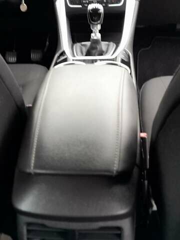 Фиолетовый Форд Мондео, объемом двигателя 2 л и пробегом 171 тыс. км за 13600 $, фото 1 на Automoto.ua