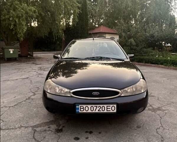 Фіолетовий Форд Мондео, об'ємом двигуна 1.8 л та пробігом 270 тис. км за 1850 $, фото 6 на Automoto.ua