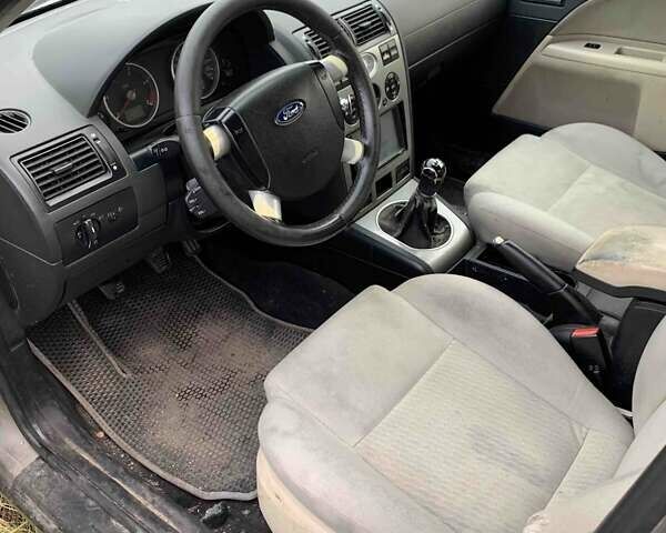 Коричневий Форд Мондео, об'ємом двигуна 2 л та пробігом 200 тис. км за 1500 $, фото 1 на Automoto.ua