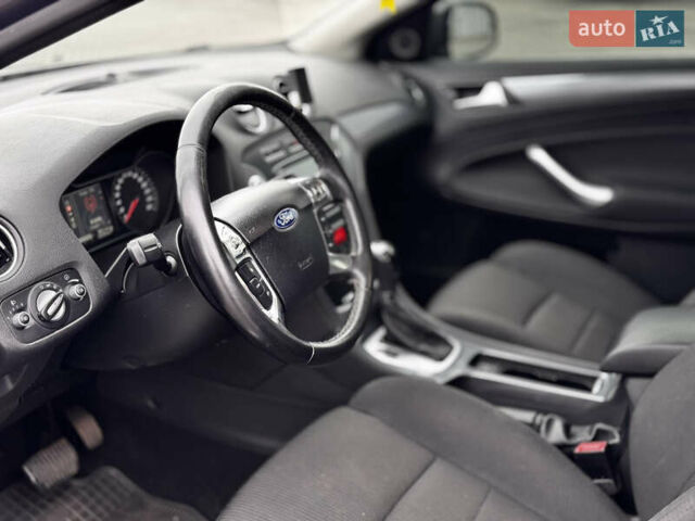 Коричневый Форд Мондео, объемом двигателя 2 л и пробегом 135 тыс. км за 9950 $, фото 7 на Automoto.ua