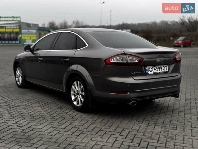 Коричневый Форд Мондео, объемом двигателя 2 л и пробегом 135 тыс. км за 9950 $, фото 2 на Automoto.ua