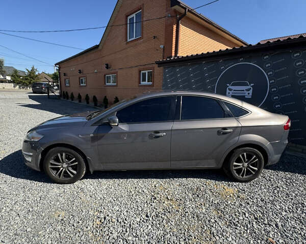 Коричневий Форд Мондео, об'ємом двигуна 2 л та пробігом 285 тис. км за 10500 $, фото 3 на Automoto.ua