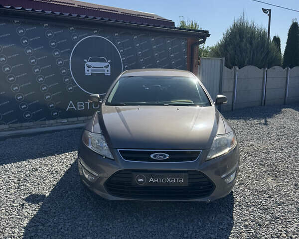 Коричневий Форд Мондео, об'ємом двигуна 2 л та пробігом 285 тис. км за 10500 $, фото 1 на Automoto.ua