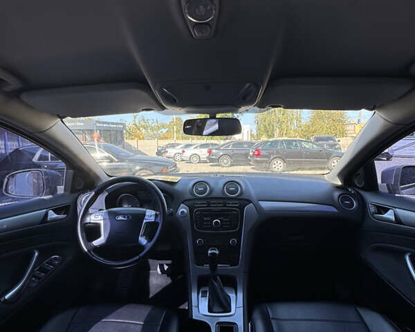 Коричневий Форд Мондео, об'ємом двигуна 2 л та пробігом 285 тис. км за 10500 $, фото 7 на Automoto.ua