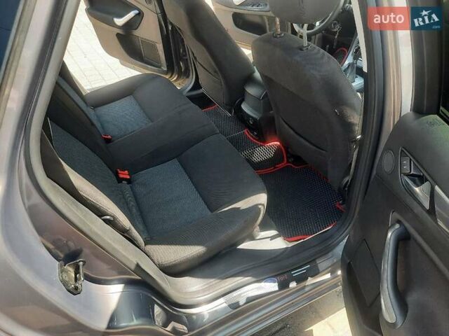 Коричневий Форд Мондео, об'ємом двигуна 2 л та пробігом 248 тис. км за 8000 $, фото 11 на Automoto.ua