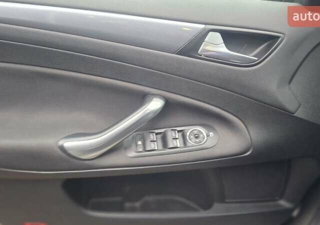 Коричневый Форд Мондео, объемом двигателя 1.6 л и пробегом 180 тыс. км за 7700 $, фото 6 на Automoto.ua