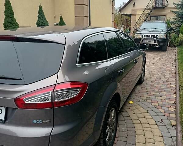 Коричневый Форд Мондео, объемом двигателя 1.6 л и пробегом 330 тыс. км за 6700 $, фото 6 на Automoto.ua