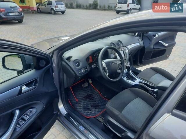 Коричневий Форд Мондео, об'ємом двигуна 2 л та пробігом 248 тис. км за 8000 $, фото 6 на Automoto.ua