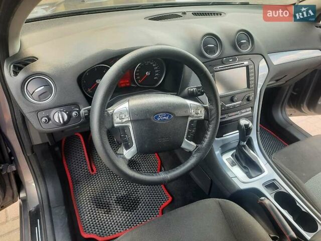 Коричневий Форд Мондео, об'ємом двигуна 2 л та пробігом 248 тис. км за 8000 $, фото 7 на Automoto.ua