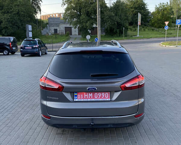 Коричневий Форд Мондео, об'ємом двигуна 2 л та пробігом 244 тис. км за 7600 $, фото 4 на Automoto.ua