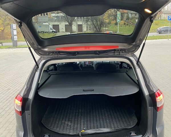 Коричневый Форд Мондео, объемом двигателя 2 л и пробегом 244 тыс. км за 7400 $, фото 22 на Automoto.ua