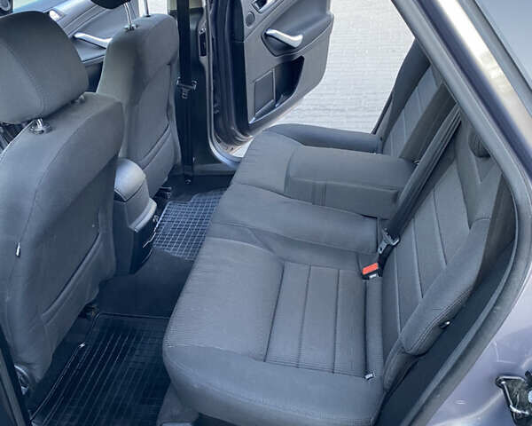 Коричневий Форд Мондео, об'ємом двигуна 2 л та пробігом 244 тис. км за 7600 $, фото 21 на Automoto.ua