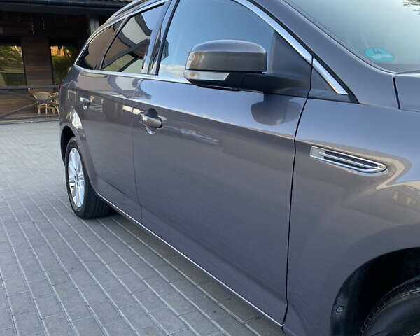 Коричневий Форд Мондео, об'ємом двигуна 2 л та пробігом 244 тис. км за 7600 $, фото 9 на Automoto.ua