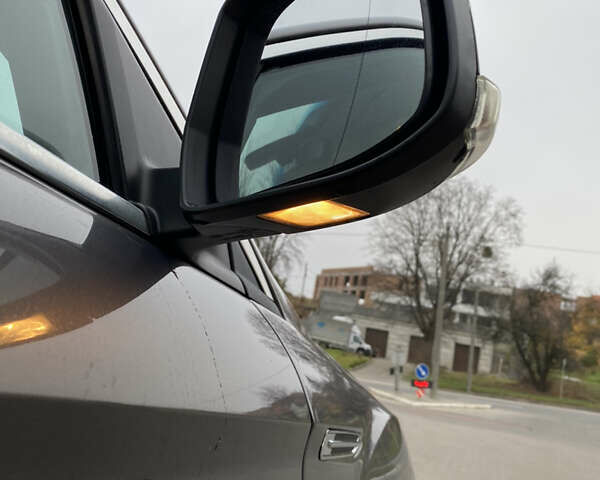 Коричневый Форд Мондео, объемом двигателя 2 л и пробегом 244 тыс. км за 7400 $, фото 32 на Automoto.ua