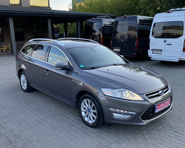 Коричневий Форд Мондео, об'ємом двигуна 2 л та пробігом 244 тис. км за 7600 $, фото 7 на Automoto.ua