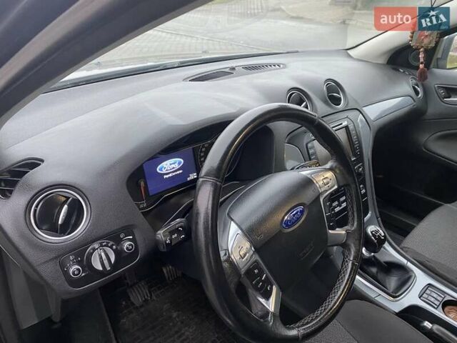 Коричневий Форд Мондео, об'ємом двигуна 1.6 л та пробігом 222 тис. км за 7550 $, фото 6 на Automoto.ua