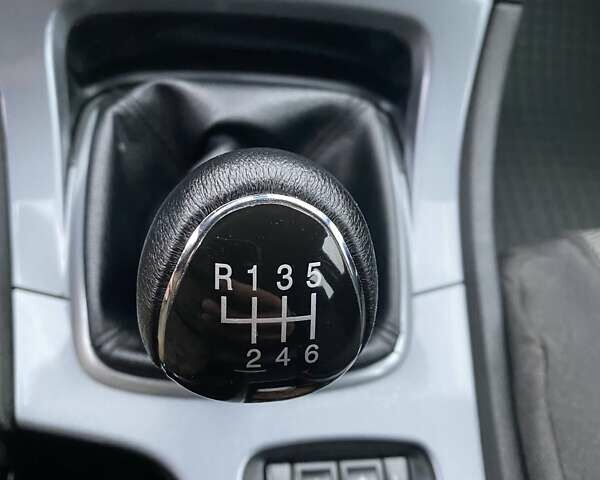 Коричневий Форд Мондео, об'ємом двигуна 1.6 л та пробігом 222 тис. км за 7550 $, фото 13 на Automoto.ua