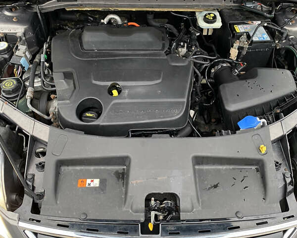 Коричневый Форд Мондео, объемом двигателя 2 л и пробегом 244 тыс. км за 7400 $, фото 49 на Automoto.ua