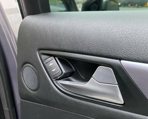 Коричневый Форд Мондео, объемом двигателя 2 л и пробегом 244 тыс. км за 7400 $, фото 25 на Automoto.ua