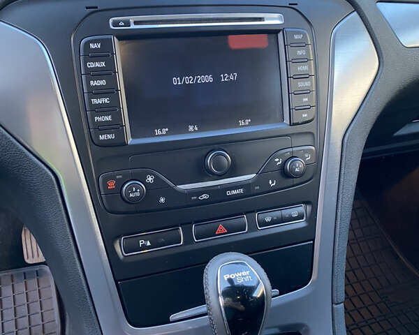 Коричневий Форд Мондео, об'ємом двигуна 2 л та пробігом 244 тис. км за 7600 $, фото 28 на Automoto.ua