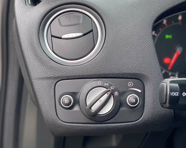 Коричневый Форд Мондео, объемом двигателя 2 л и пробегом 244 тыс. км за 7400 $, фото 42 на Automoto.ua