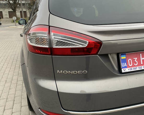 Коричневый Форд Мондео, объемом двигателя 2 л и пробегом 244 тыс. км за 7400 $, фото 7 на Automoto.ua