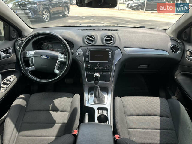 Форд Мондео 2014 в Киеве на Automoto.ua Коричневый Форд Мондео, объемом двигателя 2 л и пробегом 250 тыс. км за 7499 $, фото 29 на Automoto.ua