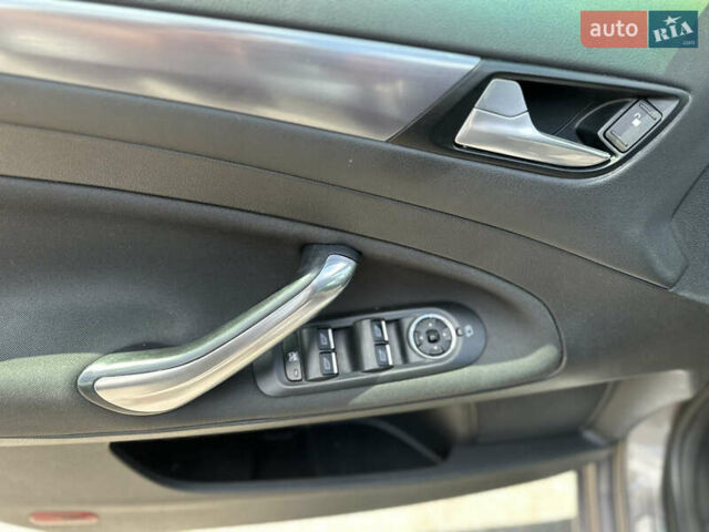 Форд Мондео 2014 в Киеве на Automoto.ua Коричневый Форд Мондео, объемом двигателя 2 л и пробегом 250 тыс. км за 7499 $, фото 6 на Automoto.ua