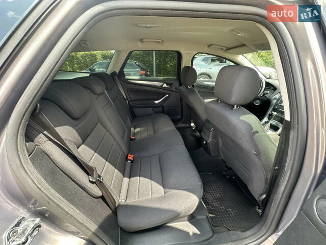 Форд Мондео 2014 в Киеве на Automoto.ua Коричневый Форд Мондео, объемом двигателя 2 л и пробегом 250 тыс. км за 7499 $, фото 25 на Automoto.ua