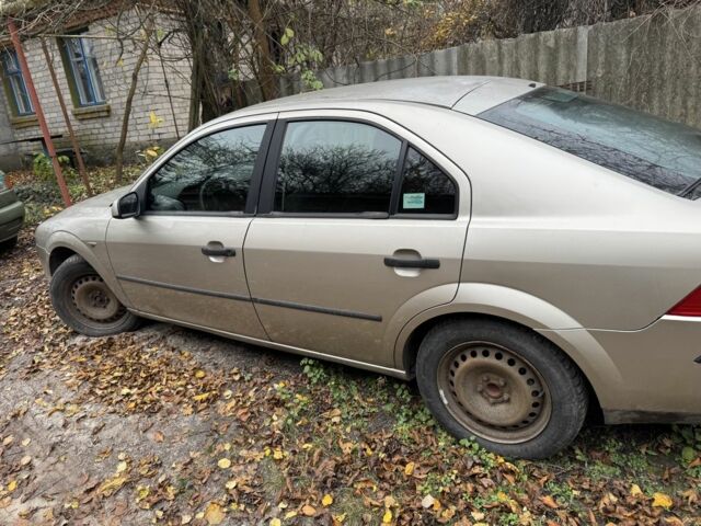 Коричневий Форд Мондео, об'ємом двигуна 1.8 л та пробігом 259 тис. км за 1600 $, фото 3 на Automoto.ua