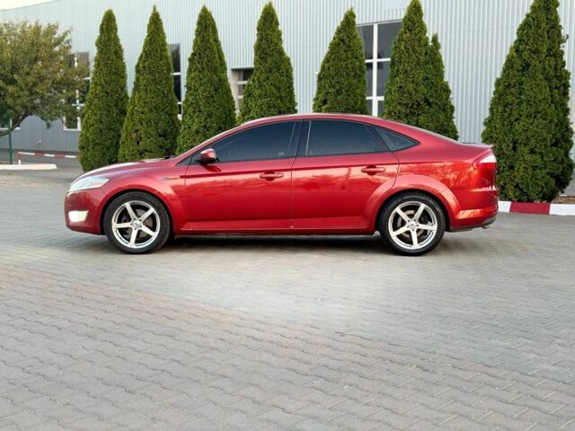 Красный Форд Мондео, объемом двигателя 1.8 л и пробегом 360 тыс. км за 4500 $, фото 1 на Automoto.ua