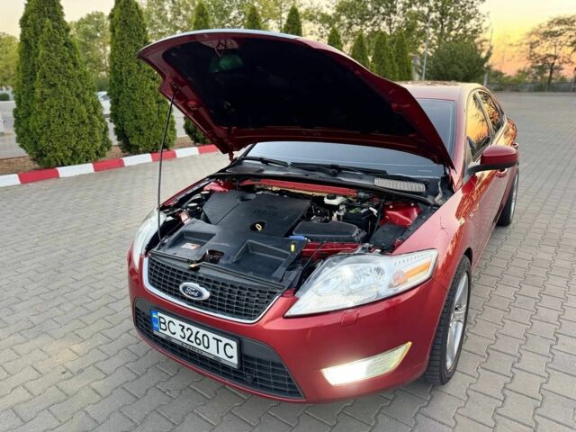 Красный Форд Мондео, объемом двигателя 1.8 л и пробегом 360 тыс. км за 4500 $, фото 3 на Automoto.ua