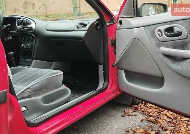 Червоний Форд Мондео, об'ємом двигуна 1.8 л та пробігом 273 тис. км за 1200 $, фото 2 на Automoto.ua