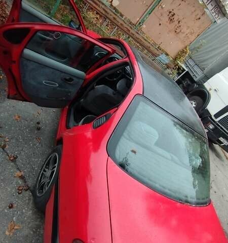 Червоний Форд Мондео, об'ємом двигуна 1.8 л та пробігом 273 тис. км за 1200 $, фото 8 на Automoto.ua