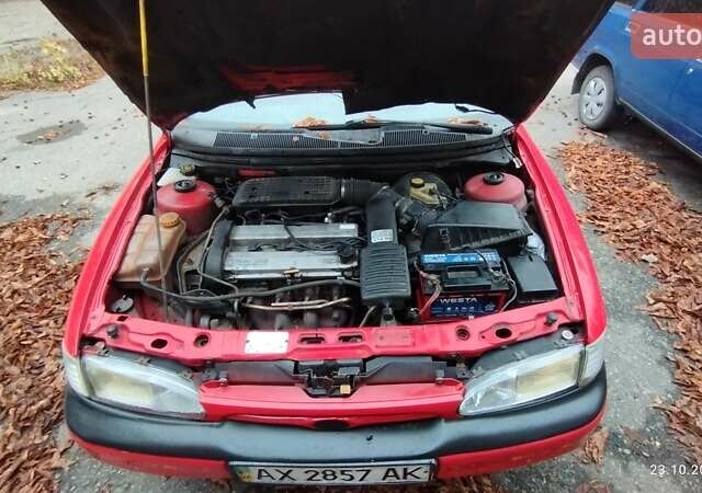 Червоний Форд Мондео, об'ємом двигуна 1.8 л та пробігом 273 тис. км за 1200 $, фото 4 на Automoto.ua