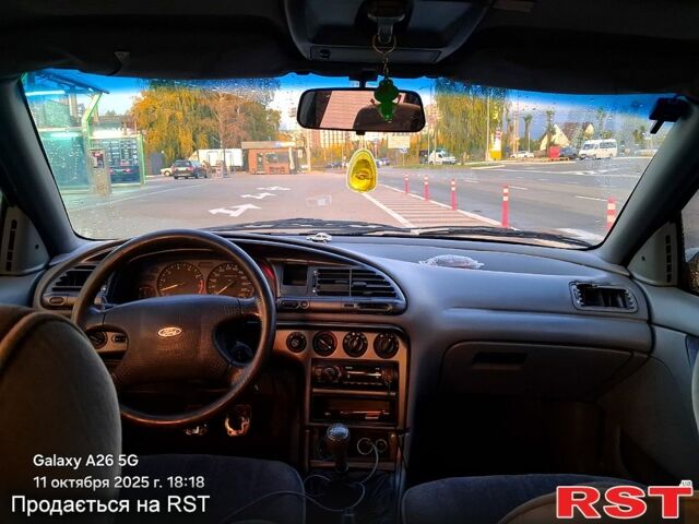 Красный Форд Мондео, объемом двигателя 1.8 л и пробегом 427 тыс. км за 2200 $, фото 10 на Automoto.ua