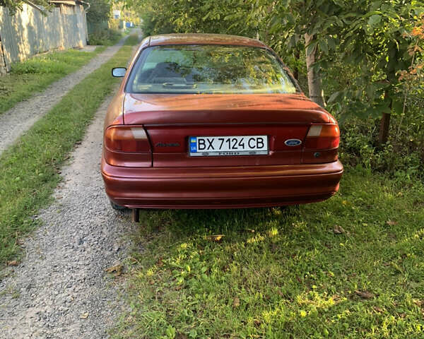 Красный Форд Мондео, объемом двигателя 1.8 л и пробегом 310 тыс. км за 1500 $, фото 2 на Automoto.ua