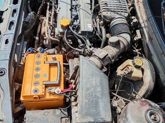 Красный Форд Мондео, объемом двигателя 1.8 л и пробегом 376 тыс. км за 1200 $, фото 7 на Automoto.ua