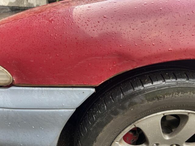 Червоний Форд Мондео, об'ємом двигуна 1.6 л та пробігом 261 тис. км за 1600 $, фото 3 на Automoto.ua