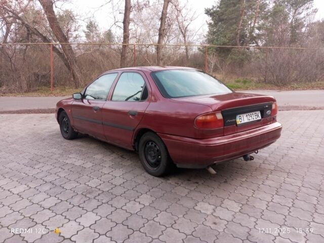 Красный Форд Мондео, объемом двигателя 1.6 л и пробегом 340 тыс. км за 1200 $, фото 1 на Automoto.ua