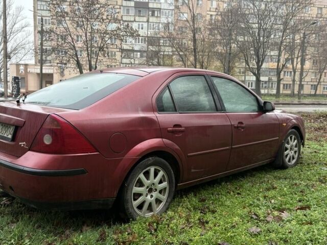 Красный Форд Мондео, объемом двигателя 0 л и пробегом 250 тыс. км за 1350 $, фото 3 на Automoto.ua