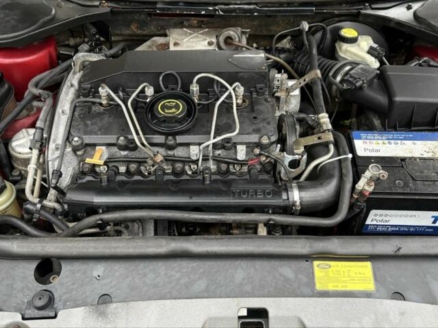 Красный Форд Мондео, объемом двигателя 0 л и пробегом 250 тыс. км за 1350 $, фото 4 на Automoto.ua