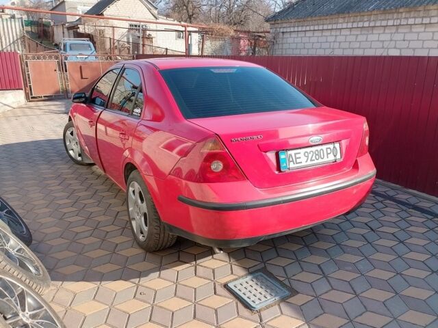 Красный Форд Мондео, объемом двигателя 1.8 л и пробегом 352 тыс. км за 3000 $, фото 2 на Automoto.ua