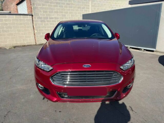 Красный Форд Мондео, объемом двигателя 1.5 л и пробегом 71 тыс. км за 6000 $, фото 1 на Automoto.ua