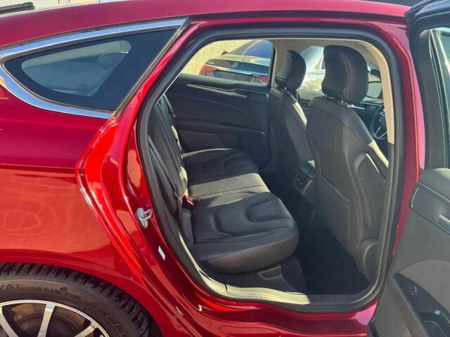 Красный Форд Мондео, объемом двигателя 1.5 л и пробегом 71 тыс. км за 6000 $, фото 10 на Automoto.ua