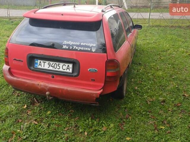 Красный Форд Мондео, объемом двигателя 1.8 л и пробегом 430 тыс. км за 900 $, фото 5 на Automoto.ua